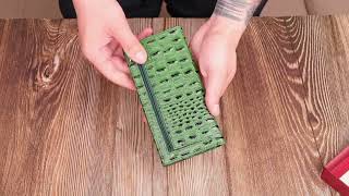 Оригінальний гаманець для жінок з натуральної фактурної шкіри з тисненням під крокодила Canpellini 21825 зелений