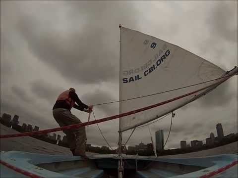 Heavy Wind Rudderless Sailing