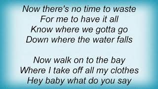 Anouk - Walk To The Bay Lyrics