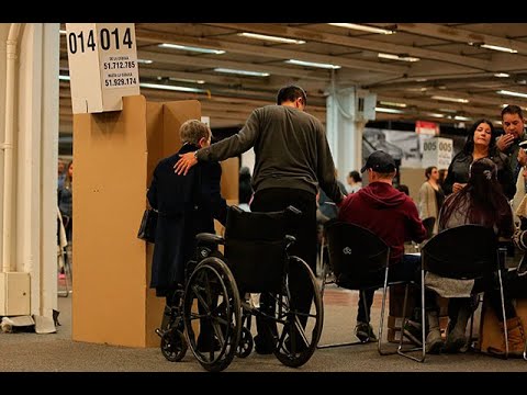 Adultos mayores, los primeros en acercarse a las urnas  | Noticias Caracol