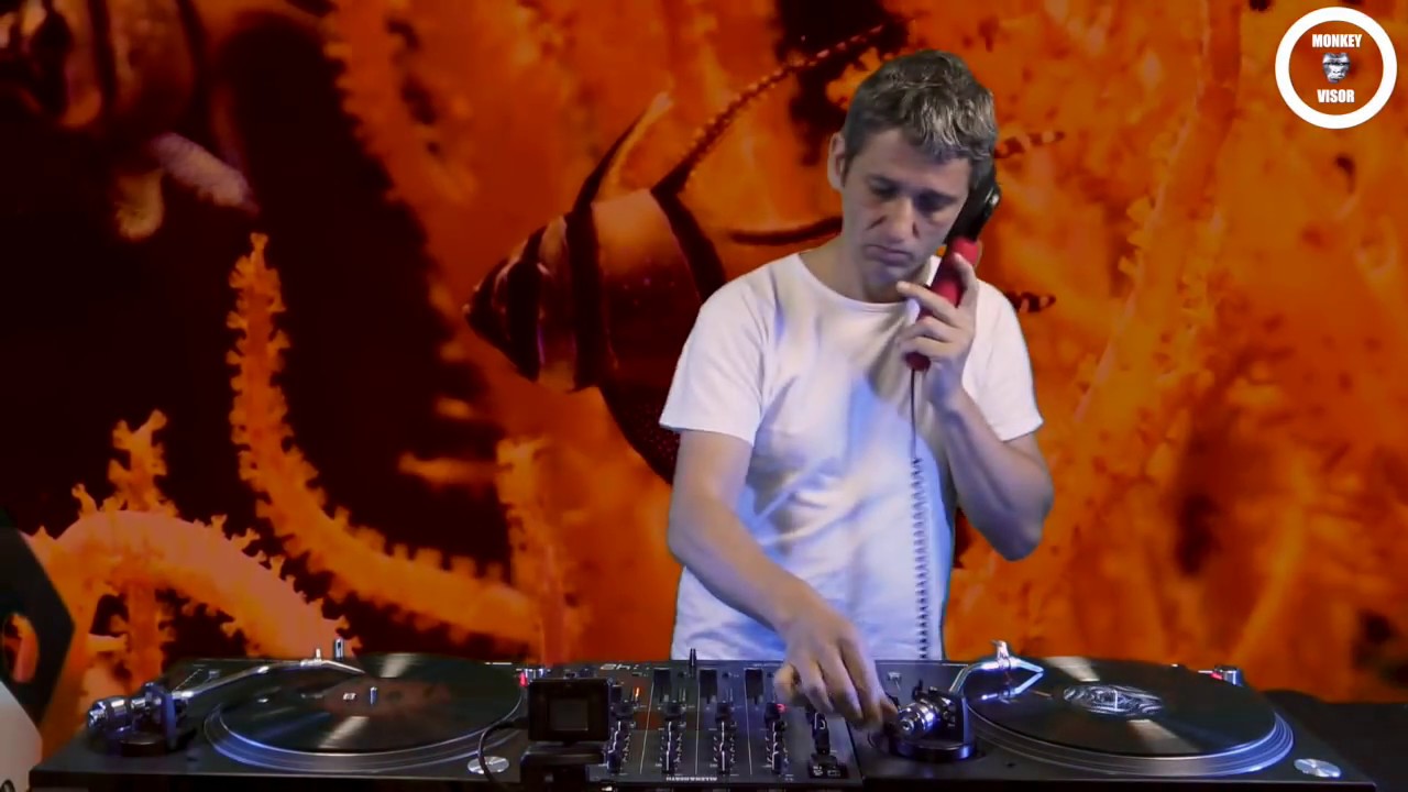 MouseUp (Naima Bcn) Monkey Visor Studio Dj Vinyl Set Mv0014