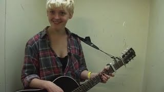 Laura Marling - Ghosts / Alas I Cannot Swim ||| (Behind) Closed Doors