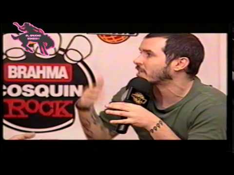 Nota a Ariel Minimal de Pez en el cosquin rock 2003