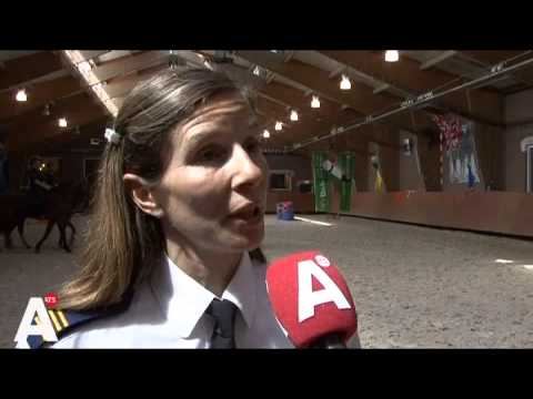 Belgische politiepaarden doorstaan Wolter Kroes-proef