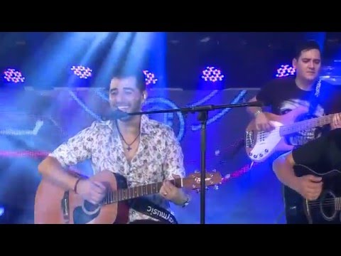 Eu E O Garcom - Leo Y Giba