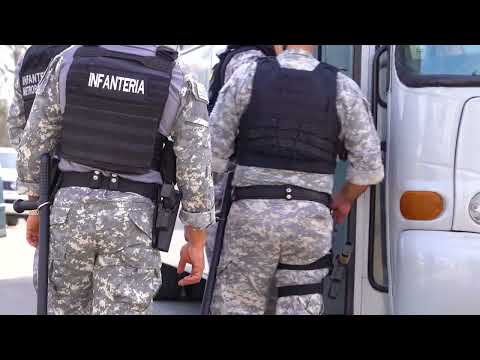 Cuatro detenidos, drogas, armas y dinero incautados en Villa Española