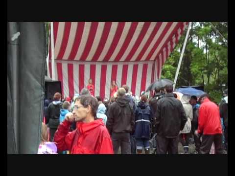 Emma Askling - synger "Baby" af Justin Beaber