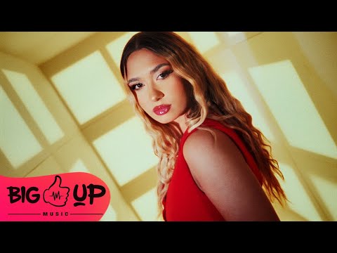 ​POLLY - Mi-am Dat Inima