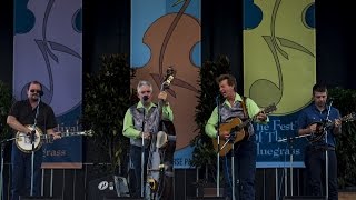 Crowe Brothers - Must You Throw Dirt in My Face