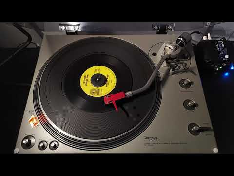 "The Oogum Boogum Song" - Brenton Wood [Double Shot, 1967] [MONO] 45 RPM Vinyl Rip