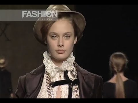 SPORTMAX Fall Winter 2005 Milan - Fashion Channel