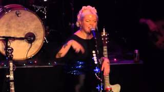 “Under the Influence” Elle King@Union Transfer Philadelphia 11/27/15