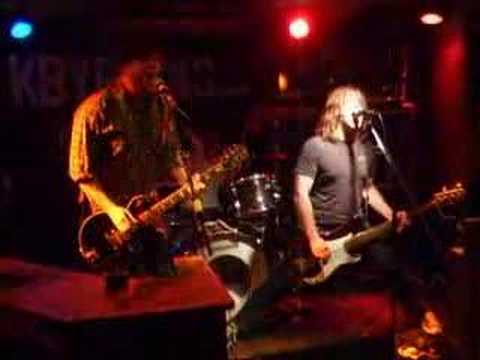 The Dresdens - Bone Dry / Lifted (live at KBY)