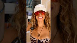 Pure Cuban GUAVA! #cuba #lahabanacuba #favela #ghetto #travel #foodvlog #vlog