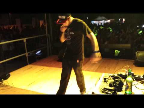 KALIBANDULU in SESSION @CURSI STREET DAY 2013