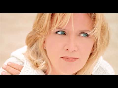 Marilyn Scott - Close Enough のサムネイル