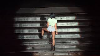 WALLS COULD TALK (Halsey | 2018 Momentum Live MNL)