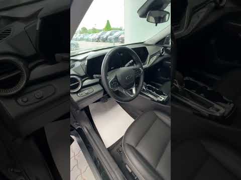 фото chevrolet trax ii 0