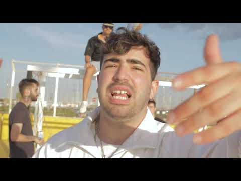 KOVES "ELCHICODLAVENTANA" - 011  (VIDEOCLIP)