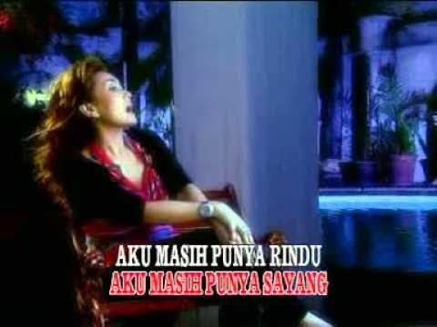 Nia Daniaty - Antara Hujan Dan Cinta [OFFICIAL]
