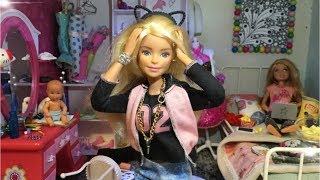 Emily and Friends: Babysitting Disaster (Episode 1) Barbie Doll Videos - DelightfulDolls
