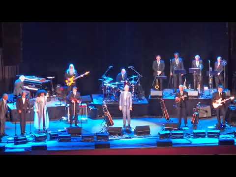 Lyle Lovett and his Large Band. Detroit 2024!