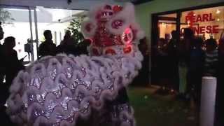 preview picture of video 'Lion Dance at Pearl River Chinese Restaurant 2014'