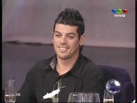 CRISTIAN U EN SABADO BUS 230711 - Presentación + Participación en la mesa de Nico