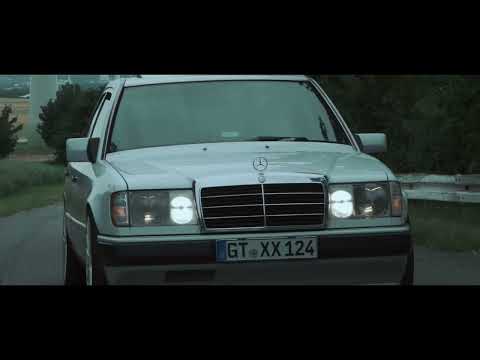 W124 Mercedes Carporn Low and Slow @derrickgrey362
