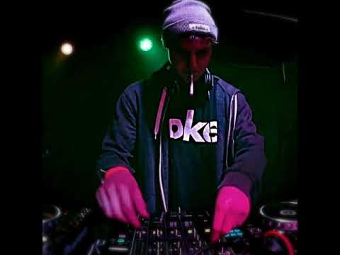 AD, Curzed & SubFiltronik vs. Infekt - Evil Ryu vs. Fearless (Trump VIP)