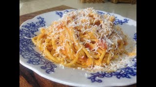 צפו במתכון לפסטה ברוטב שמנת ועגבניות רוזה