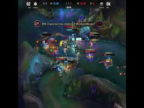 ShowMaker PlayMaker Hits a Huge Azir Ult! (2022) | League of Legends Esports Moments #shorts