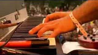 SHINING (NOR) - Stalemate Longan Runner + The Red Room