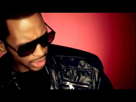 YouTube   ‪Lonny Bereal Feat  Kelly Rowland   Favor Offical Video‬‏