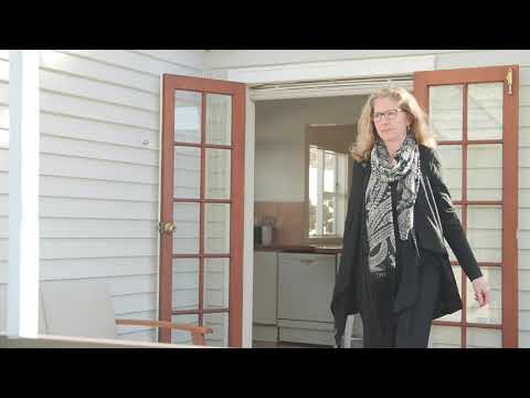 86 Kauri Street, Miramar, Wellington (Annie Newell)