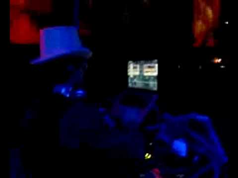 Sabato 31 ottobre Gazzo dj @ Ruvido