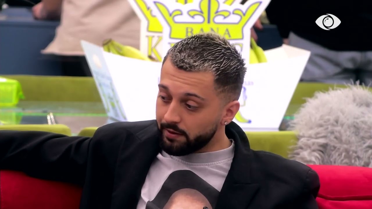 “Unë të dua…”/ Vserlo-Gjestit gjatë diskutimit: E shikoj fans…