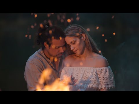 Σαββέρια Μαργιολά & Παντελής Κυραμαργιός - Μικρό Τραγούδι Για Μεγάλους Έρωτες (Official Music Video)