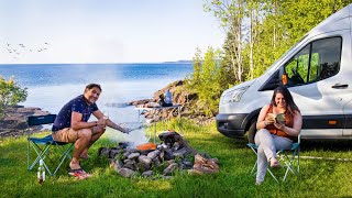 The simple life. Van life on the Great Lakes