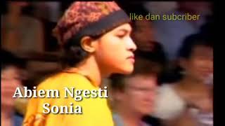 Download lagu ABIEM NGESTI SONIA ORIGINAL DANGDUT (VIDEO LIRIK) mp3