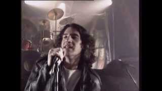 BUITRES | Ojos Rojos