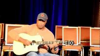 [NAMM Show 2013] Bernie Williams Performs at NAMM 2013