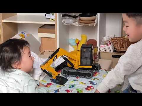 こども学科 【成長記録】兄妹の絡み
