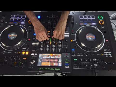 Pioneer XDJ-XZ my first actual vid :))