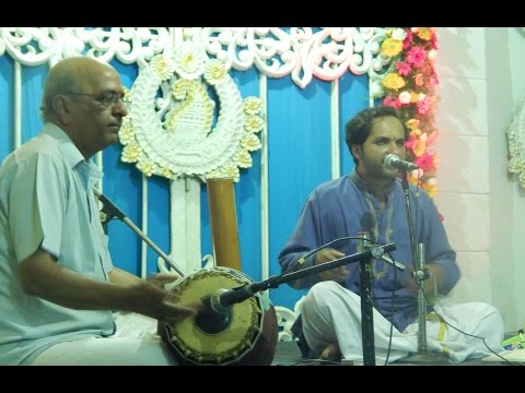 CHINMAYA M.RAO Live Concert Clip : Hindola Raga Alapana & Neerajakshi Kamakshi Krithi On 8-1-2017 — वीडियो थंबनेल