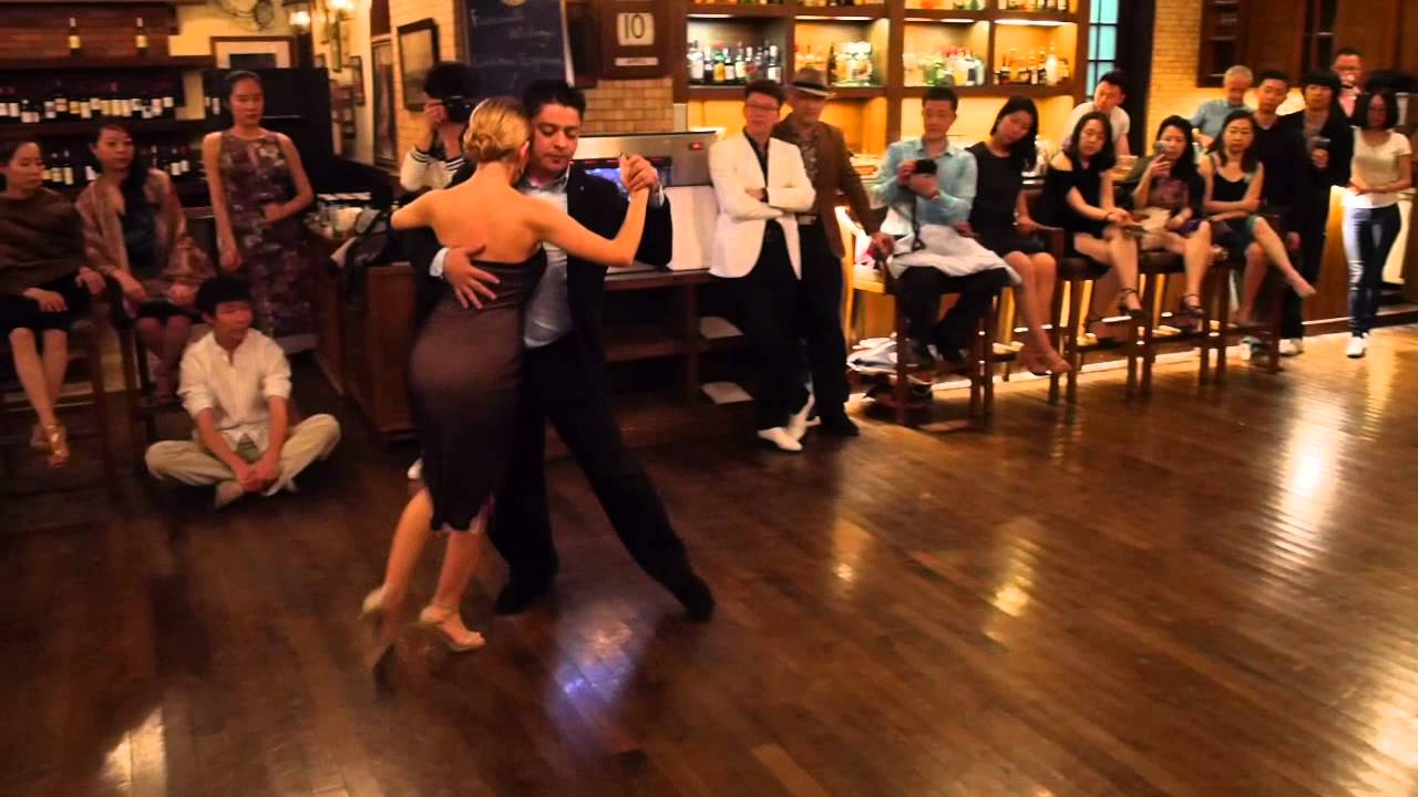 Carlitos Espinoza y Noelia Hurtado Farewell Milonga 1 Beijing,China