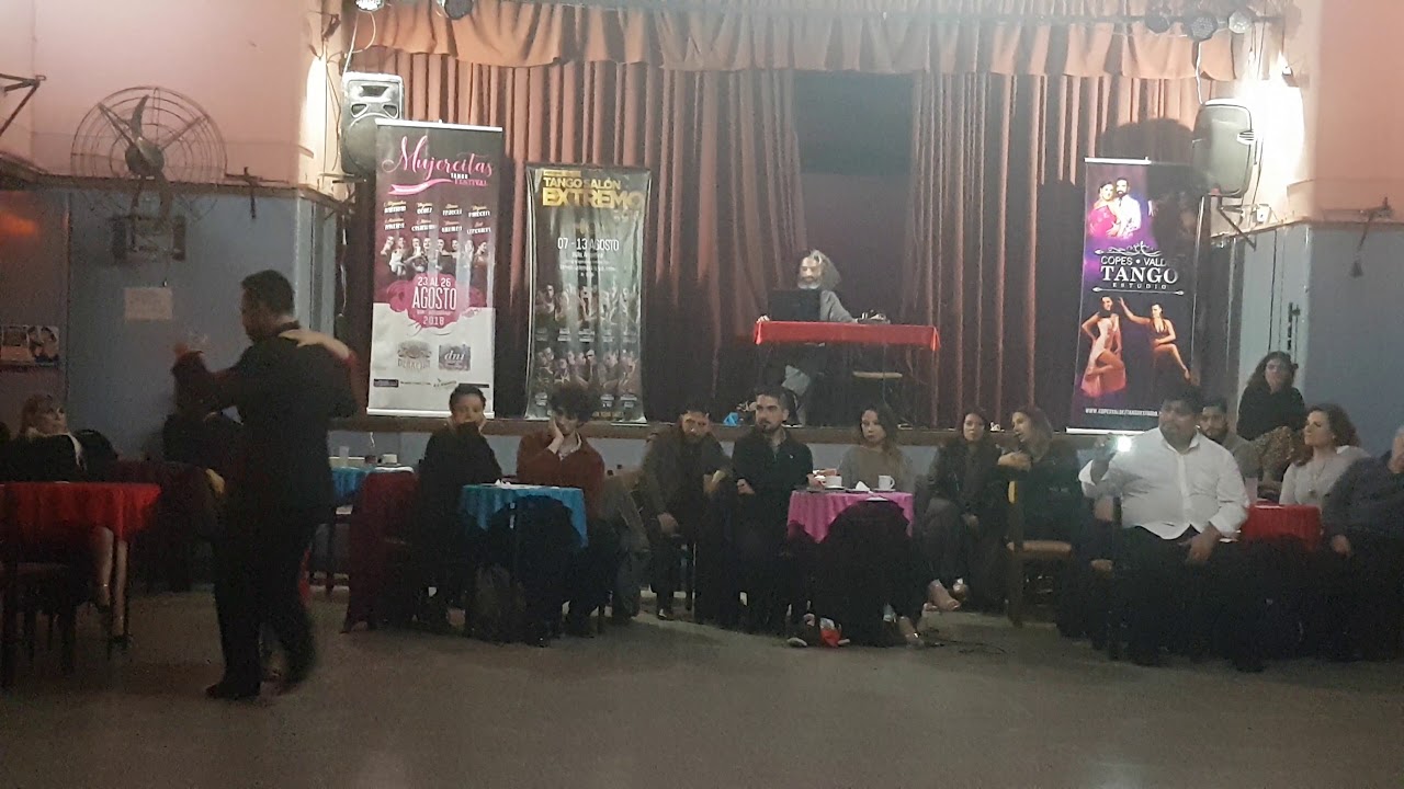 ALDANA FIGUEROA y FACUNDO BARRIONUEVO en Viva La Pepa! Milonga (2/2)