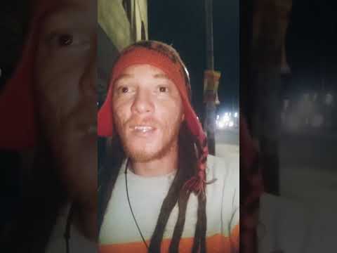 Estoy en Perú pero parece Alaska 😬🤣 #elhippieese #peru #ancash #chimbote #santa #hippies #pazyamor