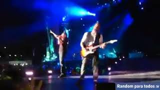 Mana - En el Muelle de  San blas !! Se cae Vocalista