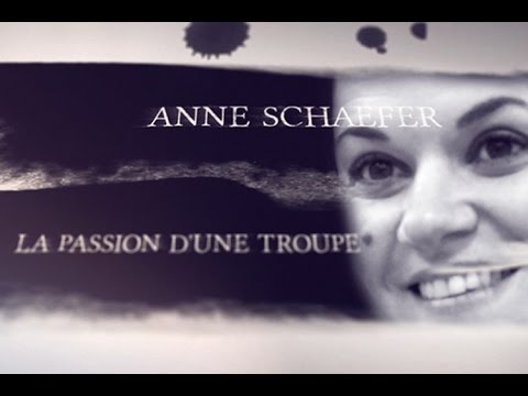 Portrait - Anne Schaefer dans le rôle d'Anne Hathaway